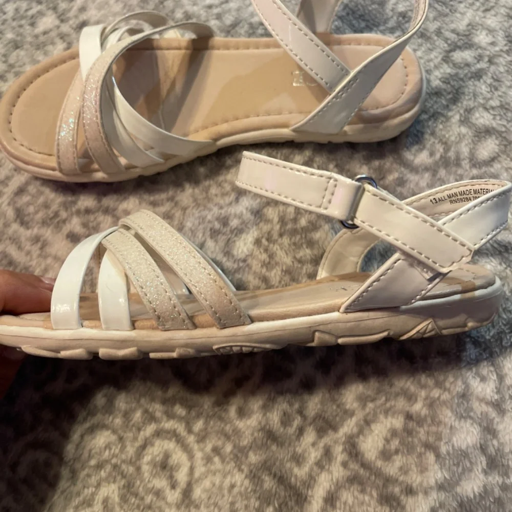 Girl’s The Children’s Place sandals